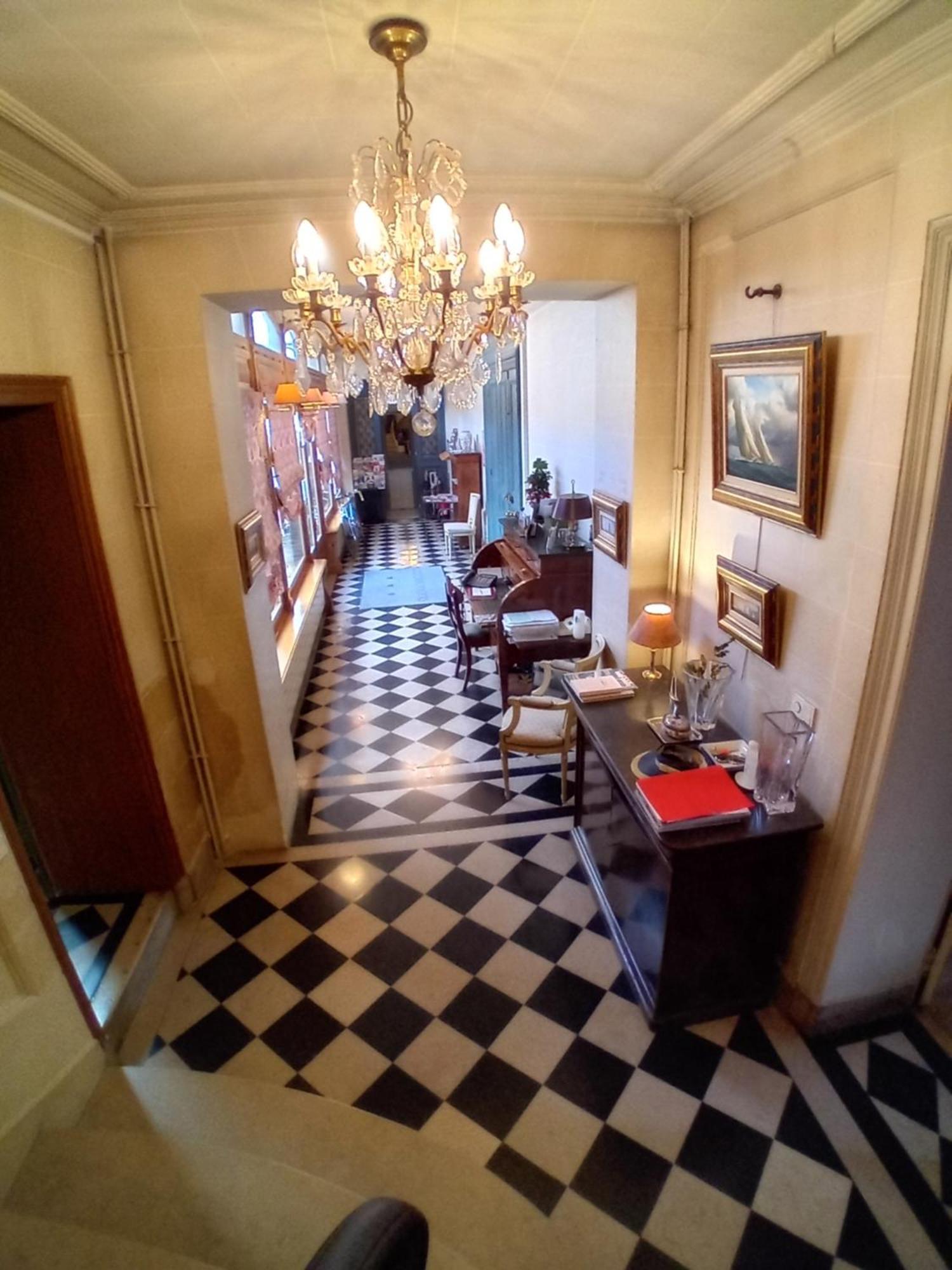 Hotel Particulier Des Canonniers Сен-Кантен Екстер'єр фото