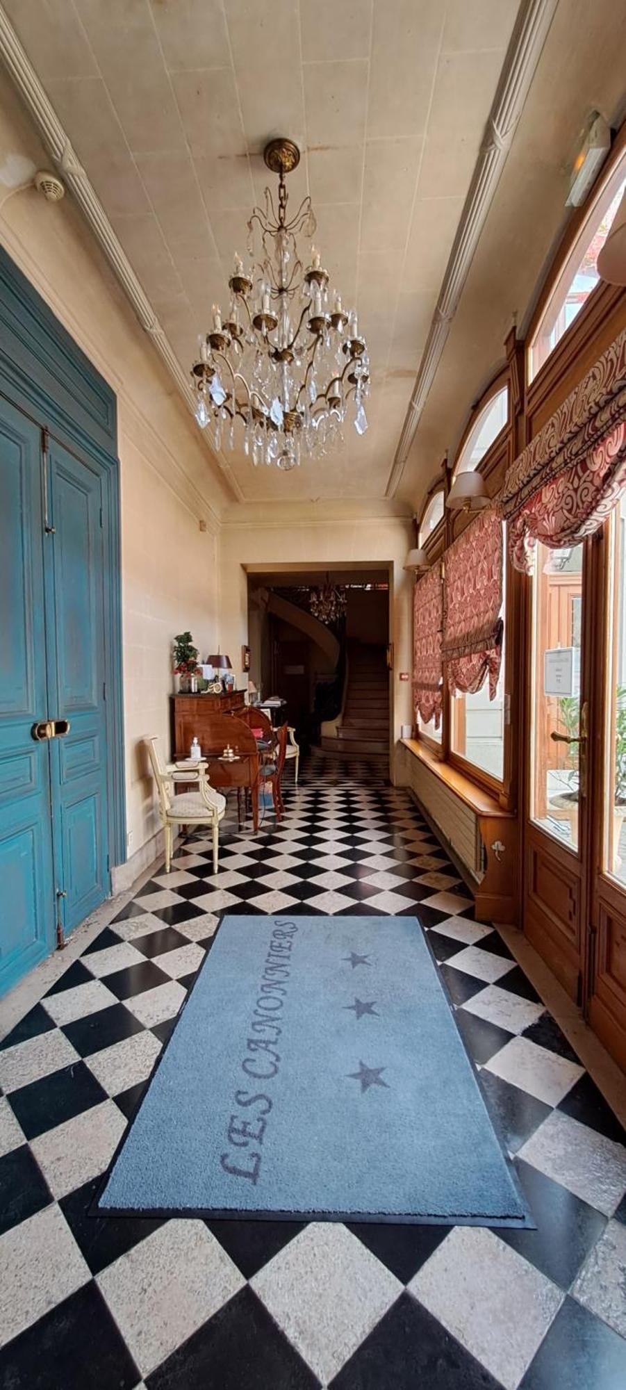 Hotel Particulier Des Canonniers Сен-Кантен Екстер'єр фото